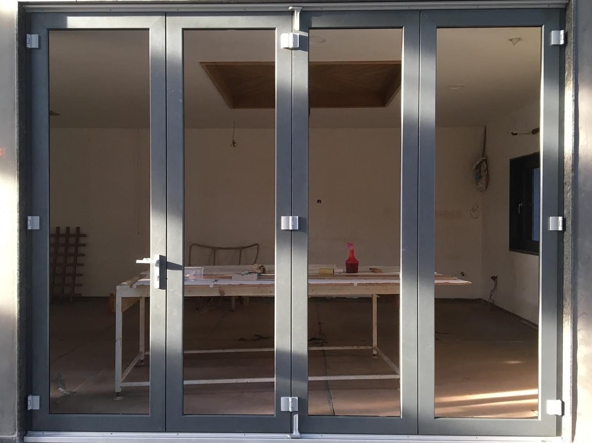 About us 2 ROTOi door